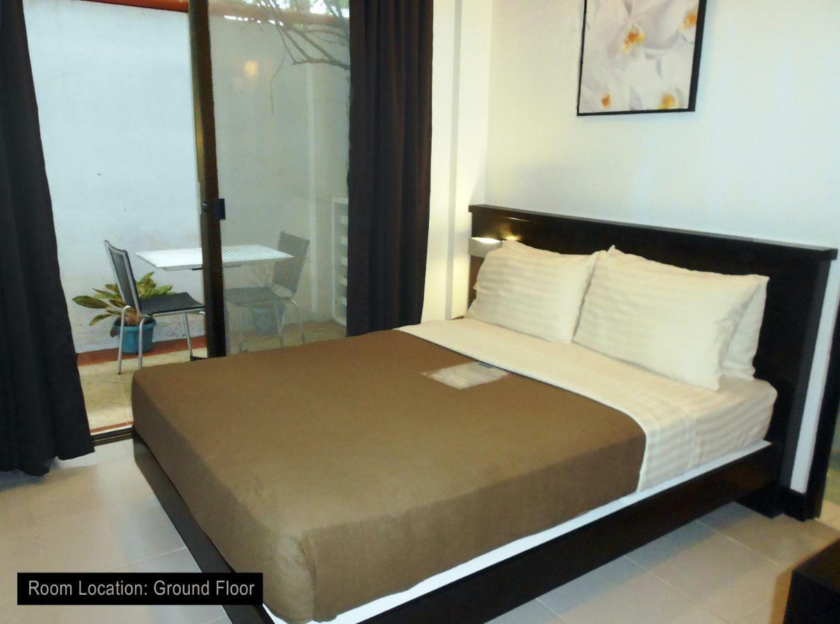 One Crescent Place Hotel Balabag  Dış mekan fotoğraf