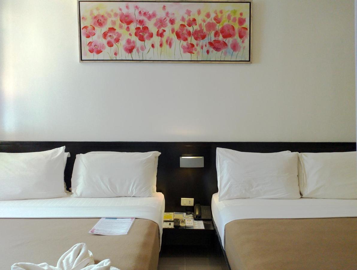One Crescent Place Hotel Balabag  Dış mekan fotoğraf